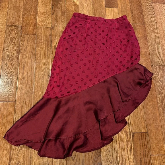 Lovers and friends Revolve Rhapsody Skirt in Raspberry Sz  XS - Picture 4 of 17